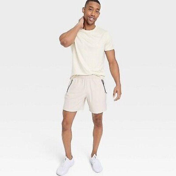 Mens  7" Tan All In Motion Shorts Size XXL - Picture 2 of 2